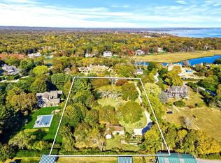 7 Shinnecock Rd, Quogue, NY 11959