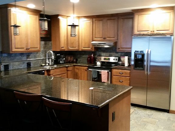 2nd image of 506 Peterson Pl SW