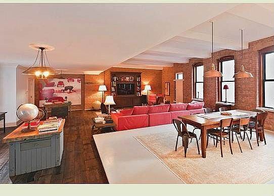 3rd image of 79 E 2nd St APT 3