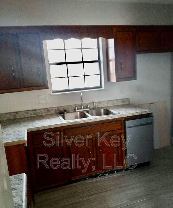 1st image of 408 & 410 Oklahoma St #6