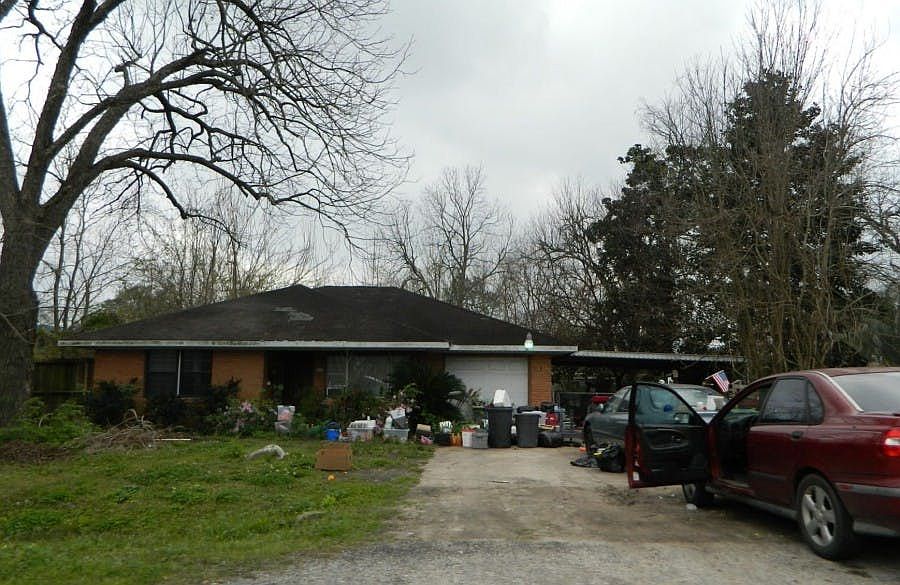 1st image of 523 W Mierianne St