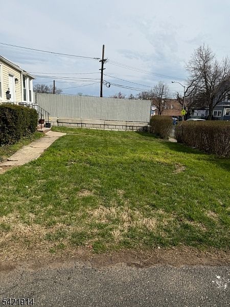 2nd image of 479 Prospect St