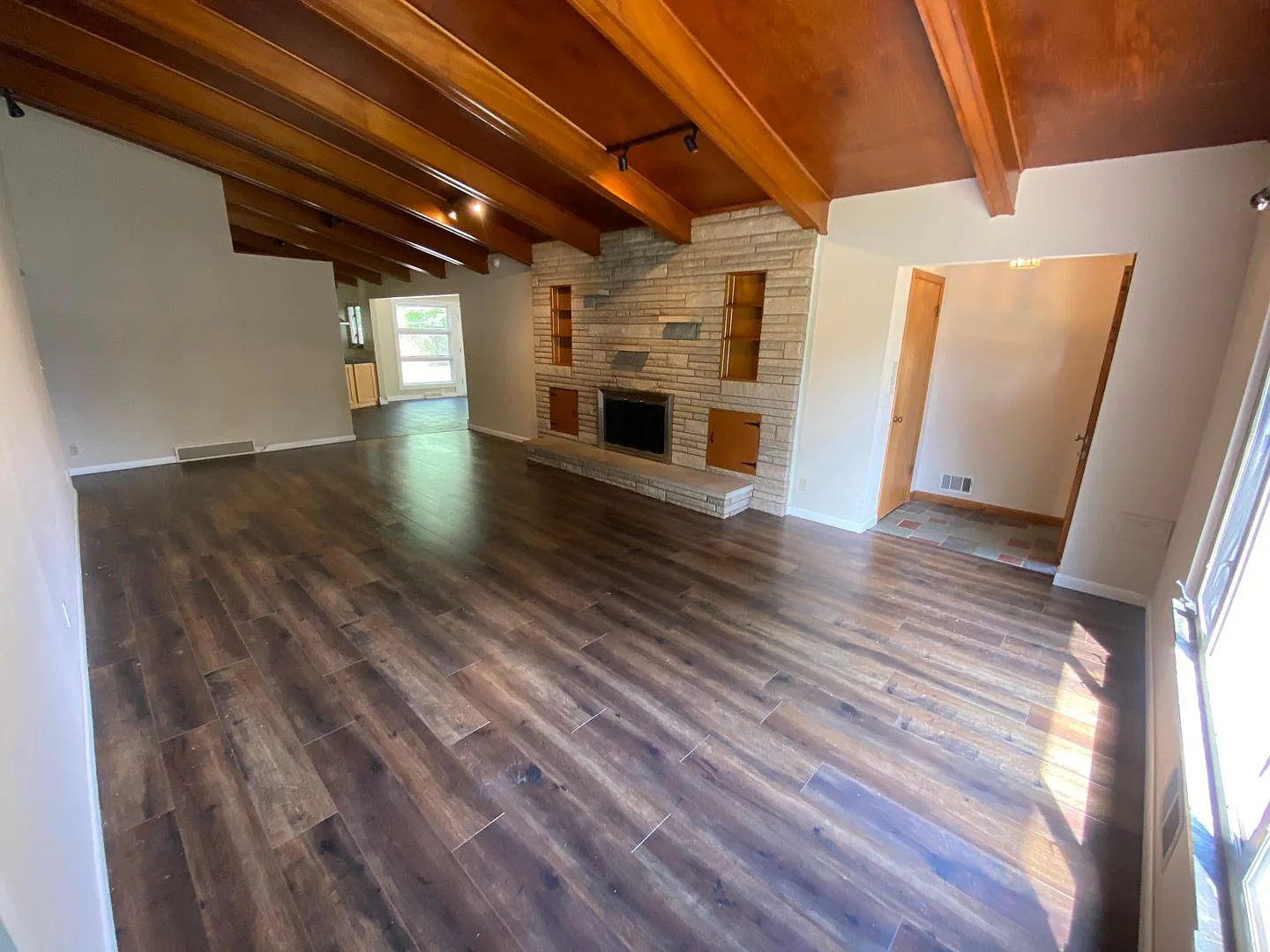 3 Bedroom - Upper Arlington — Photo 3