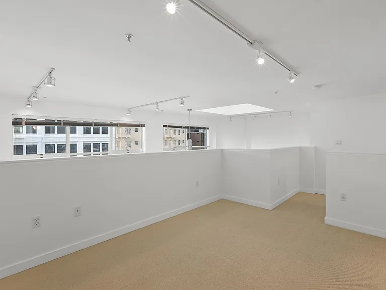 460 Natoma St #12 — Photo 7