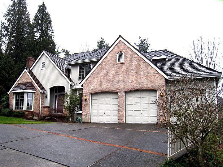 Front of house from street.