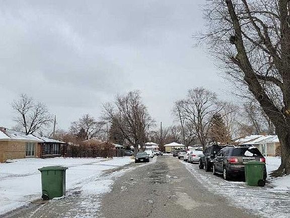 5th image of 14641 Avalon Ave