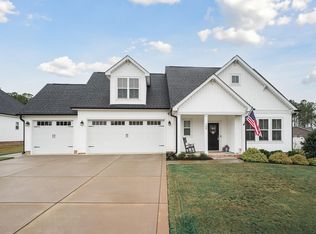 109 Creek Crossing Dr, Benson, NC 27504