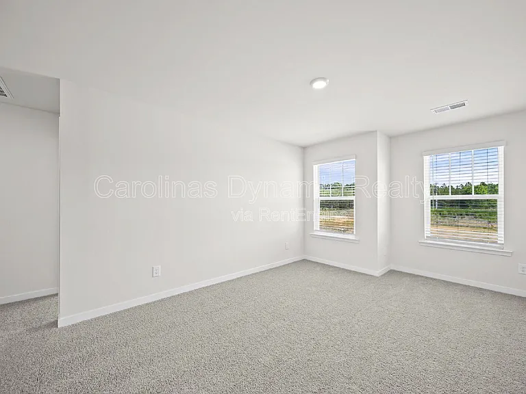 500 Blackpool Ct — Photo 17