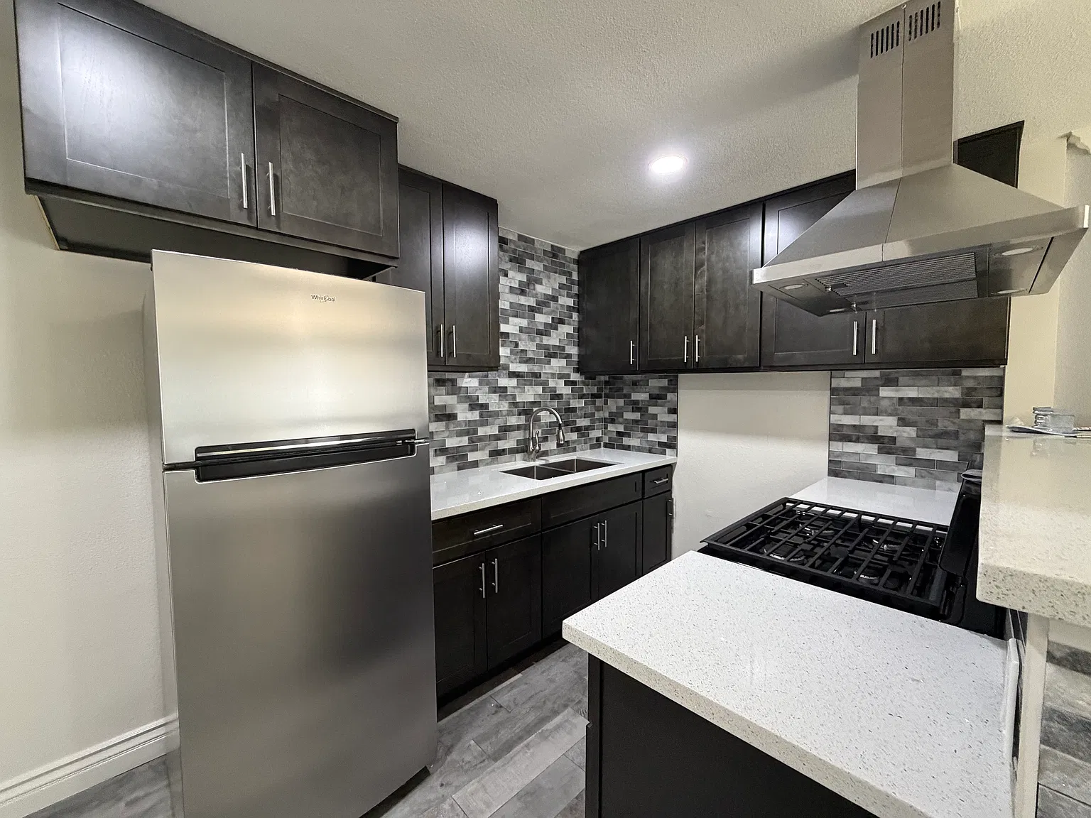 1 bed, 500 sqft, $1,725 — Photo 4