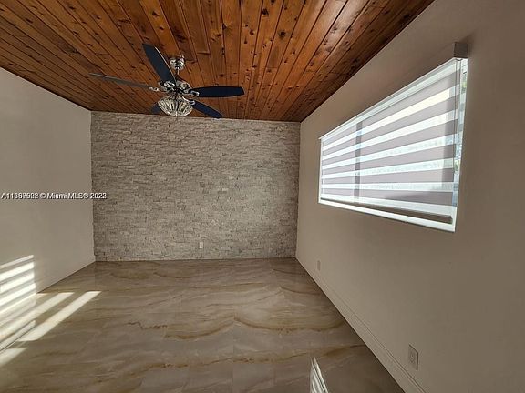 2nd image of 1113 NE 8th St