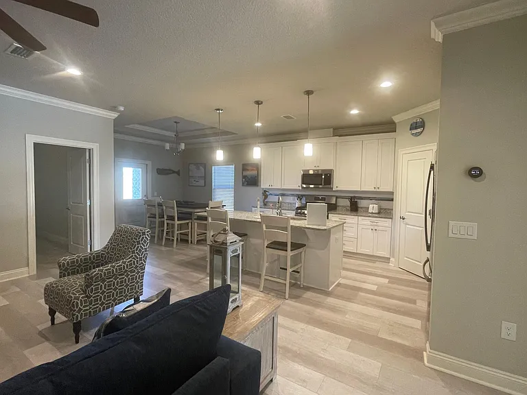 1811 Medlin Ct — Photo 8