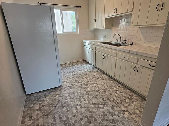 3rd image of 4415 Rosebud Ln #A-j
