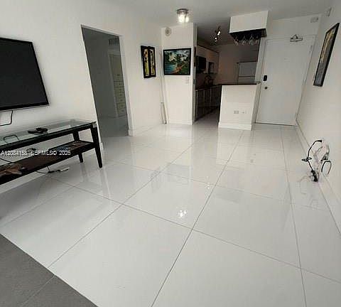 4th image of 5555 Collins Ave APT 4P