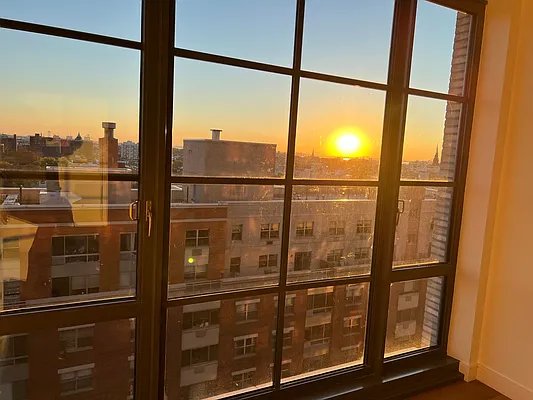 Rented by Compass | media 22