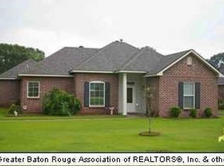 43376 Galvez Oaks Dr, Prairieville, LA 70769