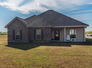 711 Bayou To Bayou Rd, New Iberia, LA 70563