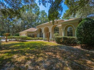 5945 N Oakmont Dr, Beverly Hills, FL 34465