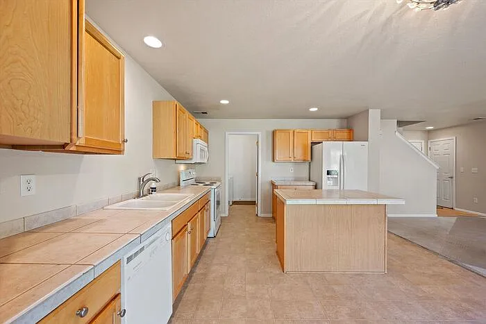 5374 S Quatar Cir — Photo 11