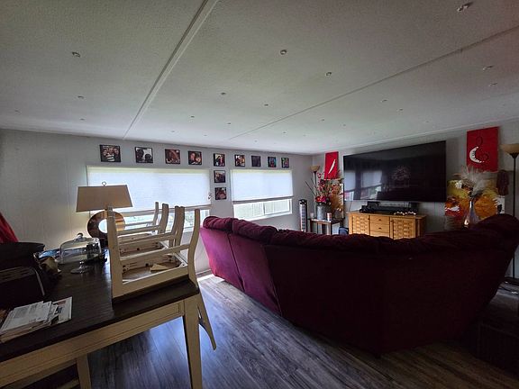 5th image of 5529 Pinecrest Dr