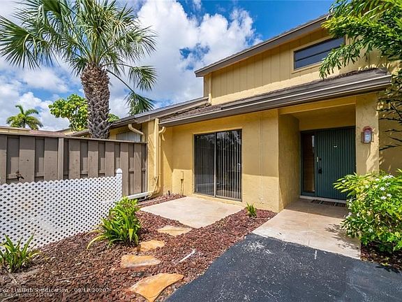 5th image of 2231 Woodlands Way #2231