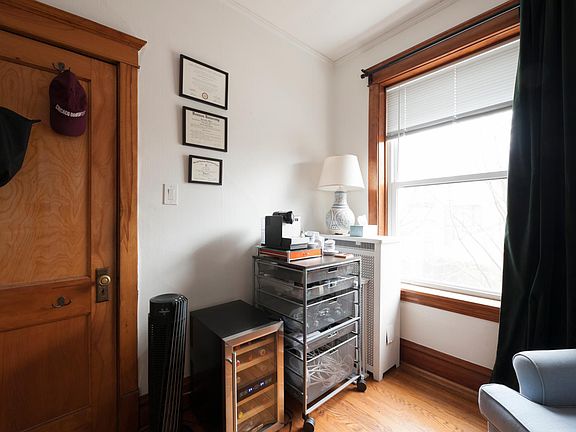 4th image of 3535 N Damen Ave #2F