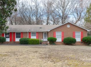 1018 Eaglewood Ave, Charlotte, NC 28212