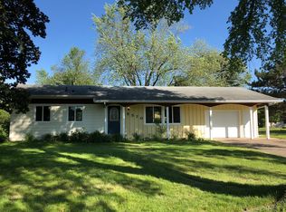 8570 Hinton Ave S, Cottage Grove, MN 55016