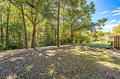 1518 Parkridge Dr #2 — Photo 11