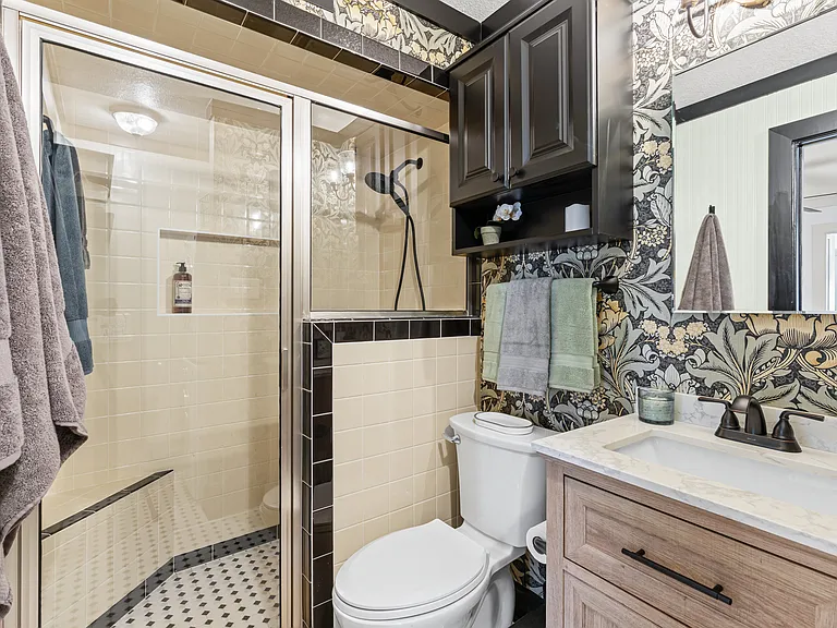 3109 Sondra Dr #208 — Photo 16