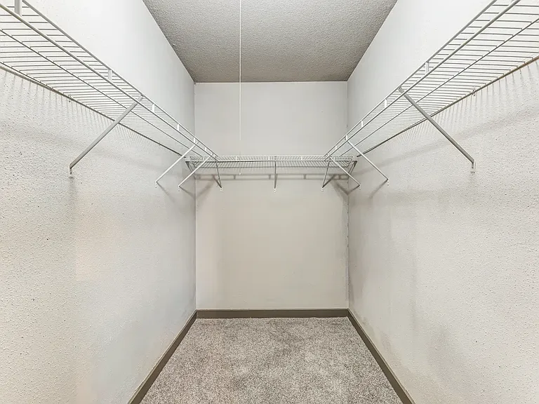 Patriot Forest Apartments — Photo 15