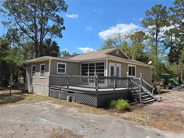 440 20th Ave NW, Naples, FL 34120