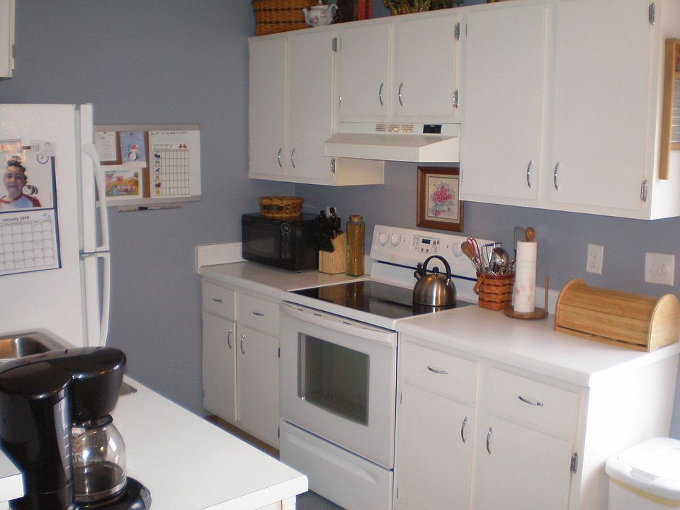 1st image of 5019 Stoneybrook Blvd
