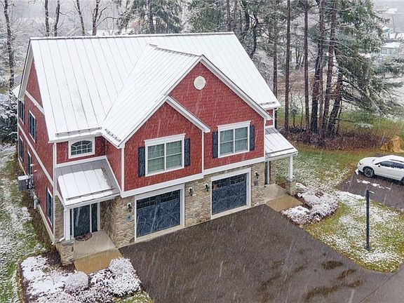 2nd image of 9 Abbey Ln