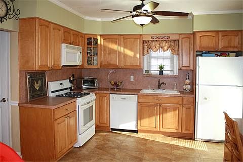 5th image of 92 Lindbergh Ave