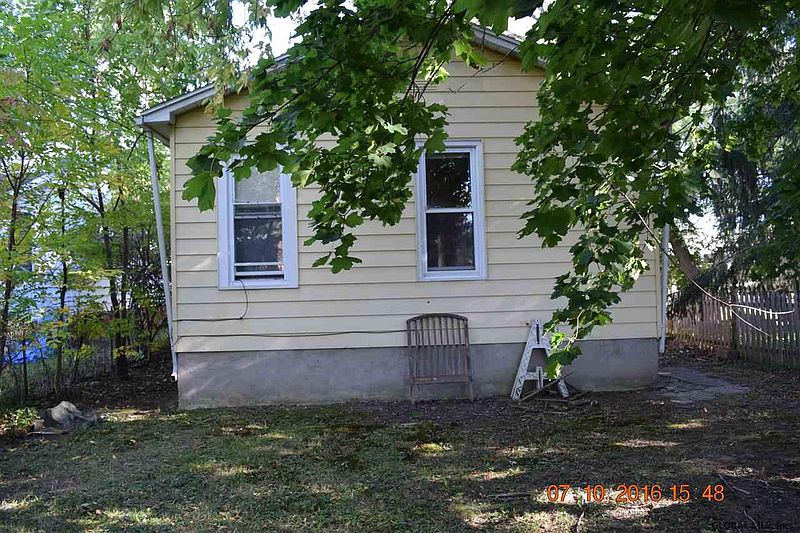 4th image of 15 MCDONALD Avenue