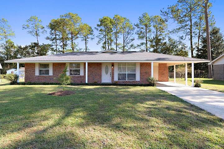 1st image of 206 Sedgewick Dr