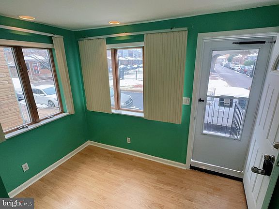 4th image of 2726 S 8th St