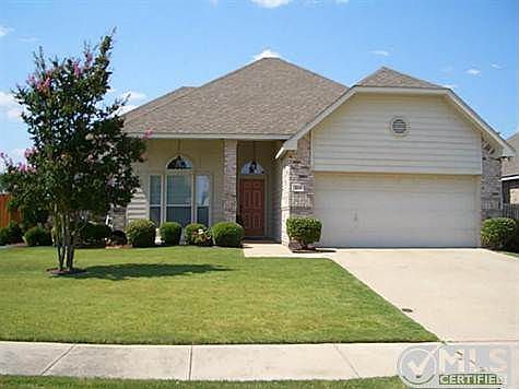 1st image of 311 Orchard Trl
