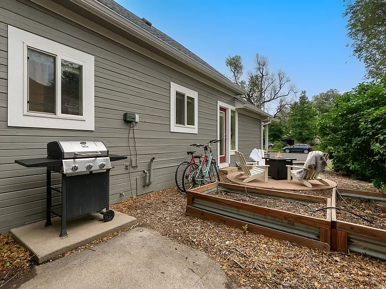455 N Sherwood St — Photo 24