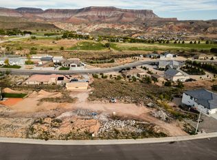 1097 S Mulberry Dr, Toquerville, UT 84774