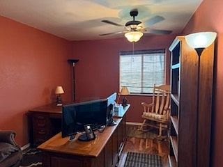 5th image of 3772 Dewebber Rd