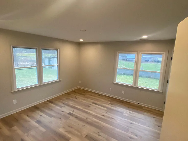 510 Deerfield Rd — Photo 6