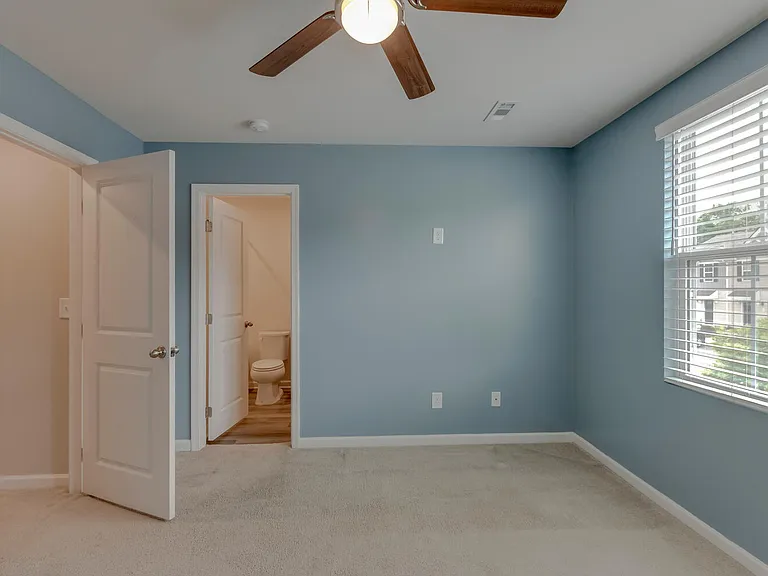 2935 Winterberry Dr #33 — Photo 13