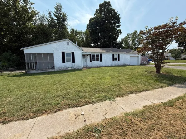 126 W Slater St, Marshall, MO 65340