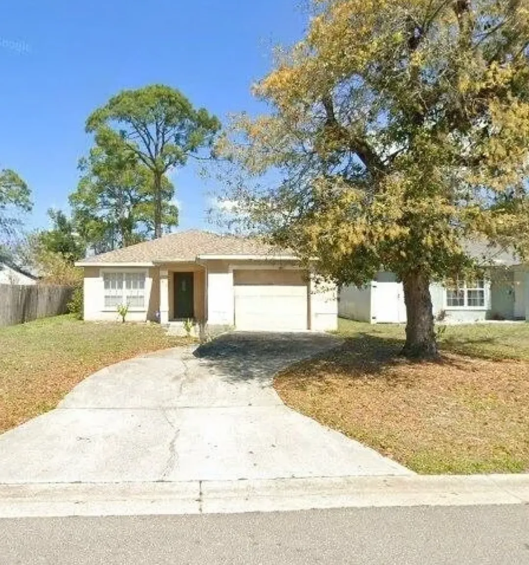 3 bed, 1192 sqft, $2,900 — Photo 1