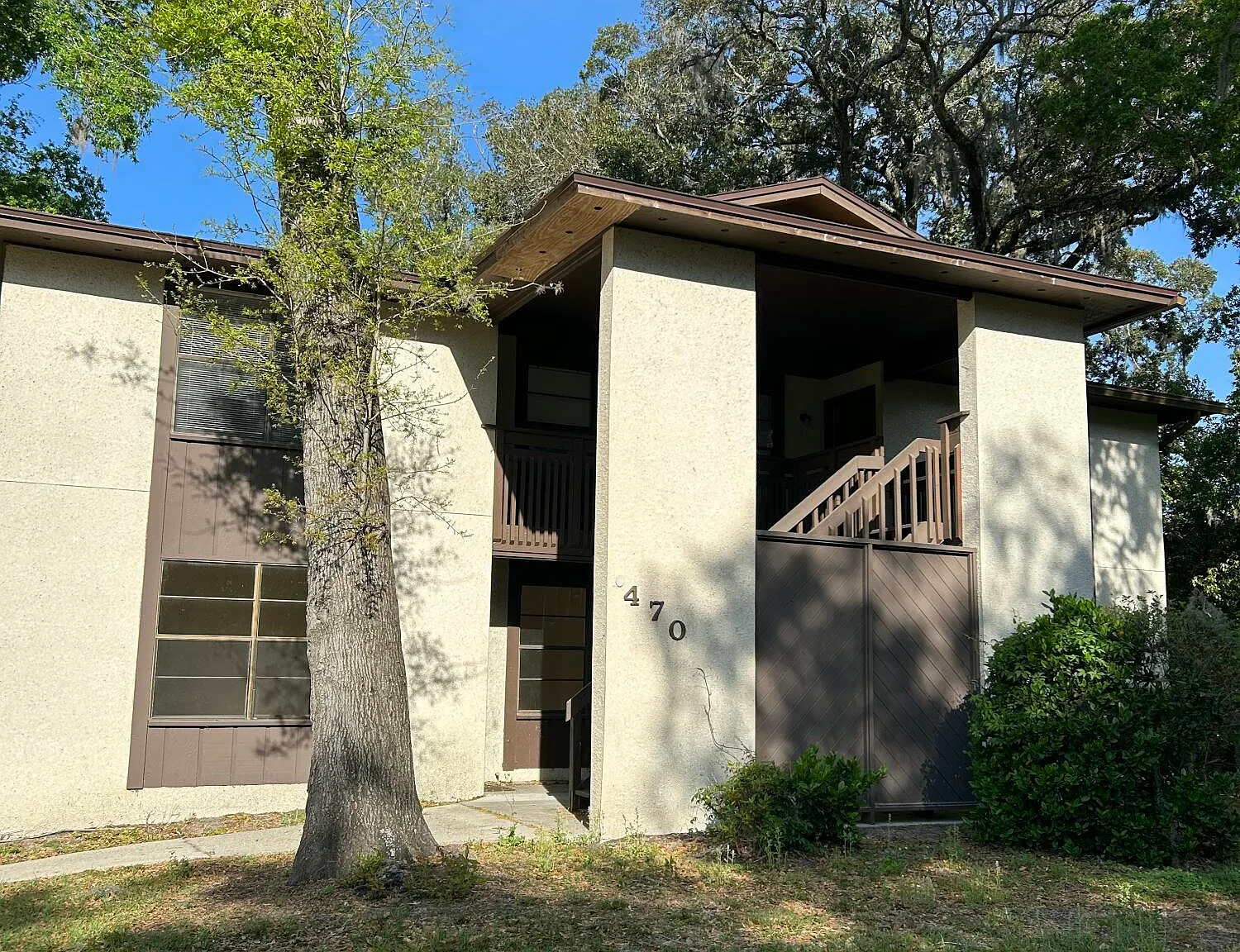 2 bed, 1.5 bath, 920 sqft, $1,175 — Photo 2