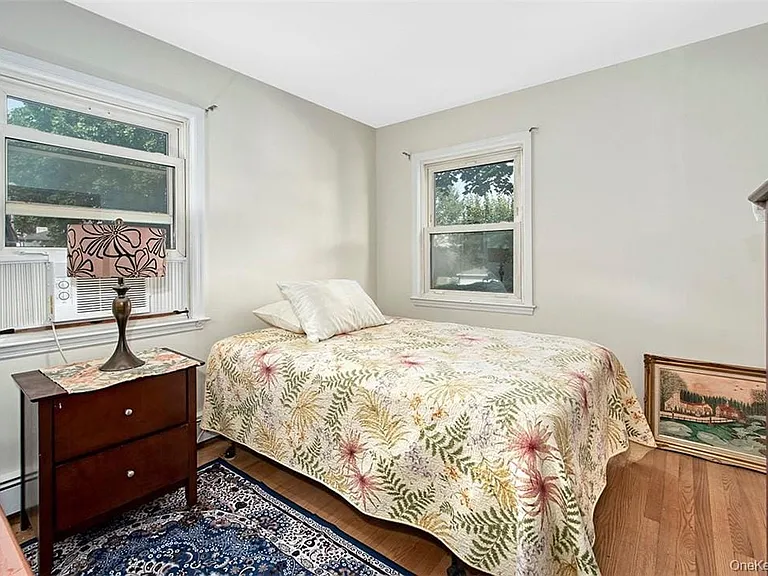 28 Beechwood Ave — Photo 11