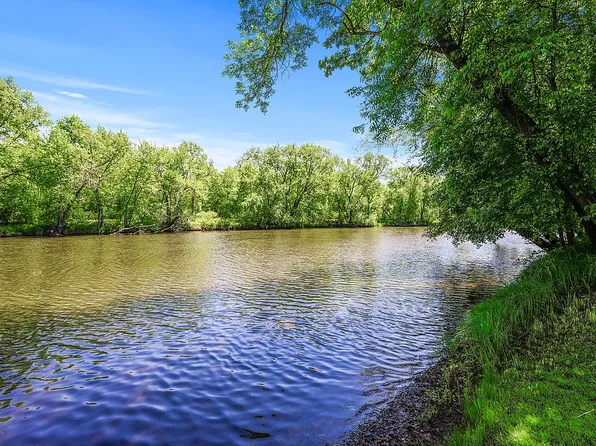 3840 205th Ln NW, Oak Grove, MN 55303