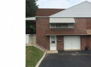 1401 New Hope St, Norristown, PA 19401