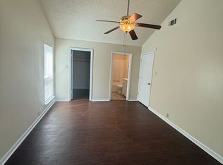 B 8243 BF, Baton Rouge, LA 70820